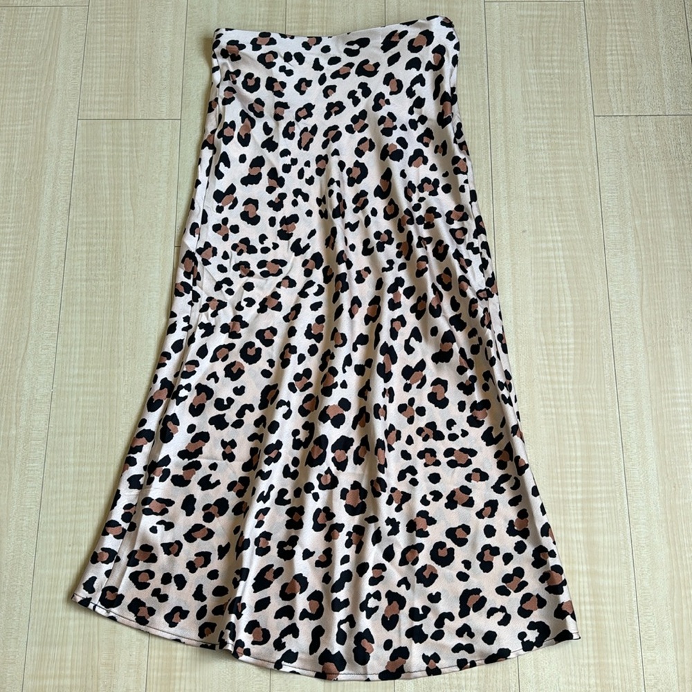 Cheetah print skirt